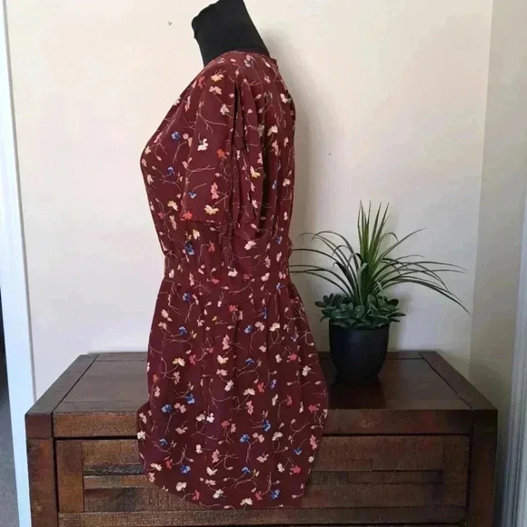 Madewell Floral  Romper Burgandy Size 6 Carnations Short Flutter Sleeve - Picture 5 of 16